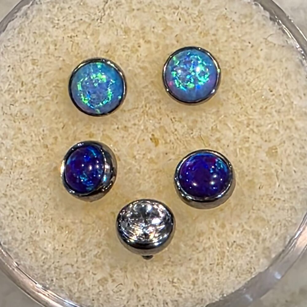 Titanium Bezel Set Cabochon 14g Threaded Ends